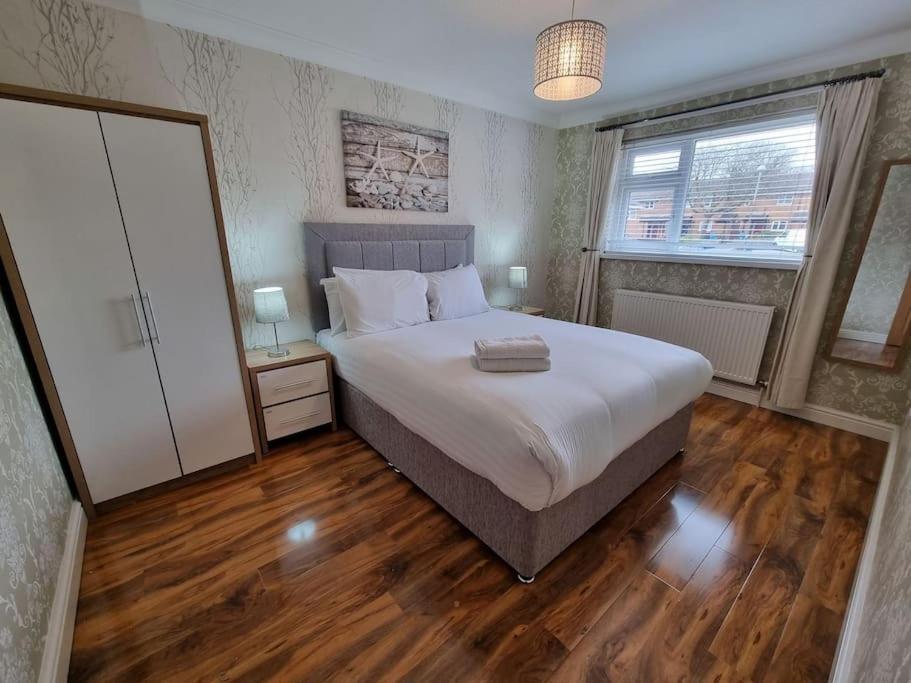 Stunning Family Home Close To The City Centre Манчестер Екстер'єр фото