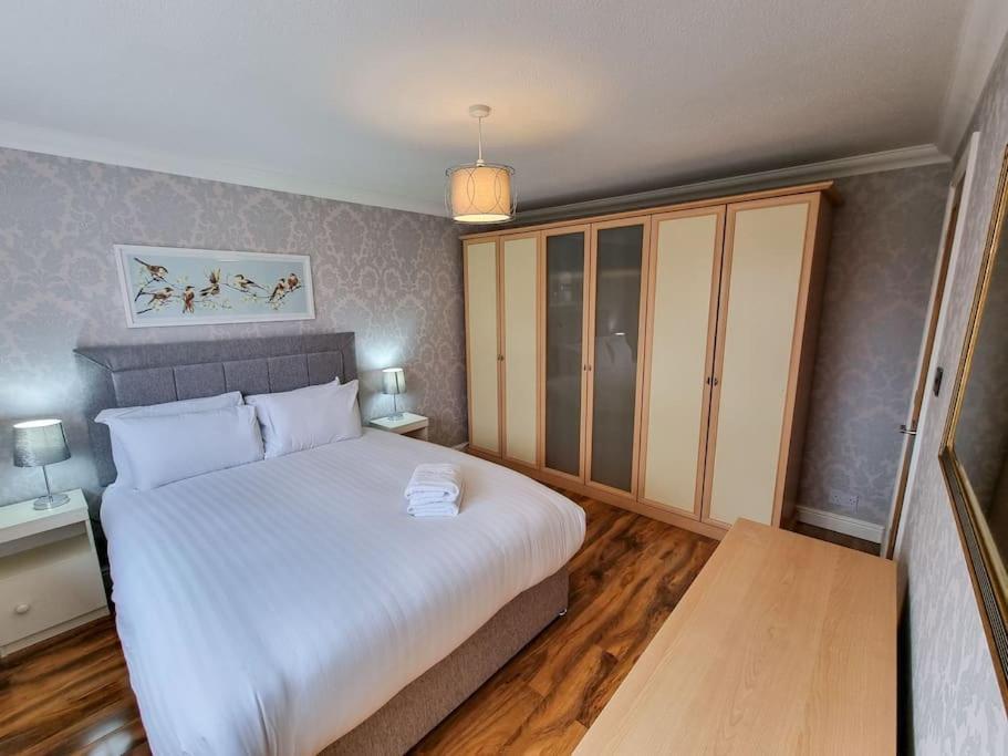 Stunning Family Home Close To The City Centre Манчестер Екстер'єр фото